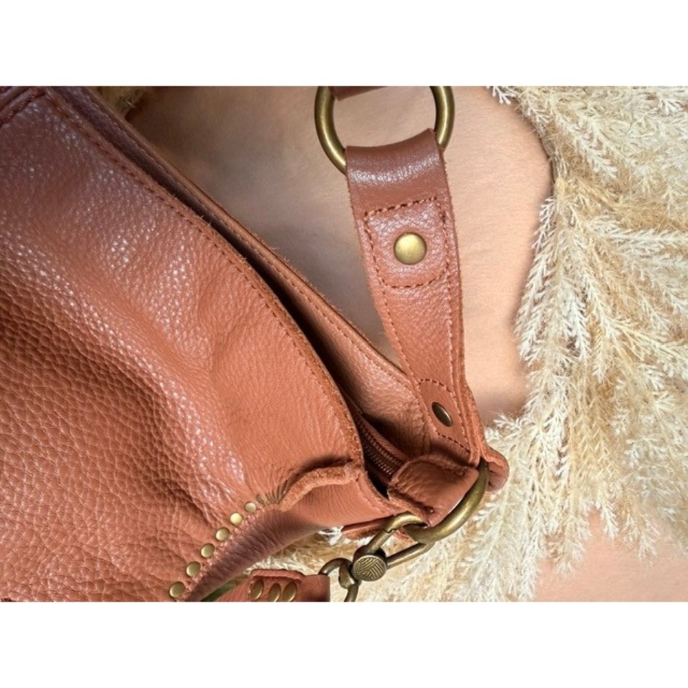 The Sak Pebbled Leather Studded Hobo Shoulder Bag Cognac Brown Tassel Large - Picture 6 of 16